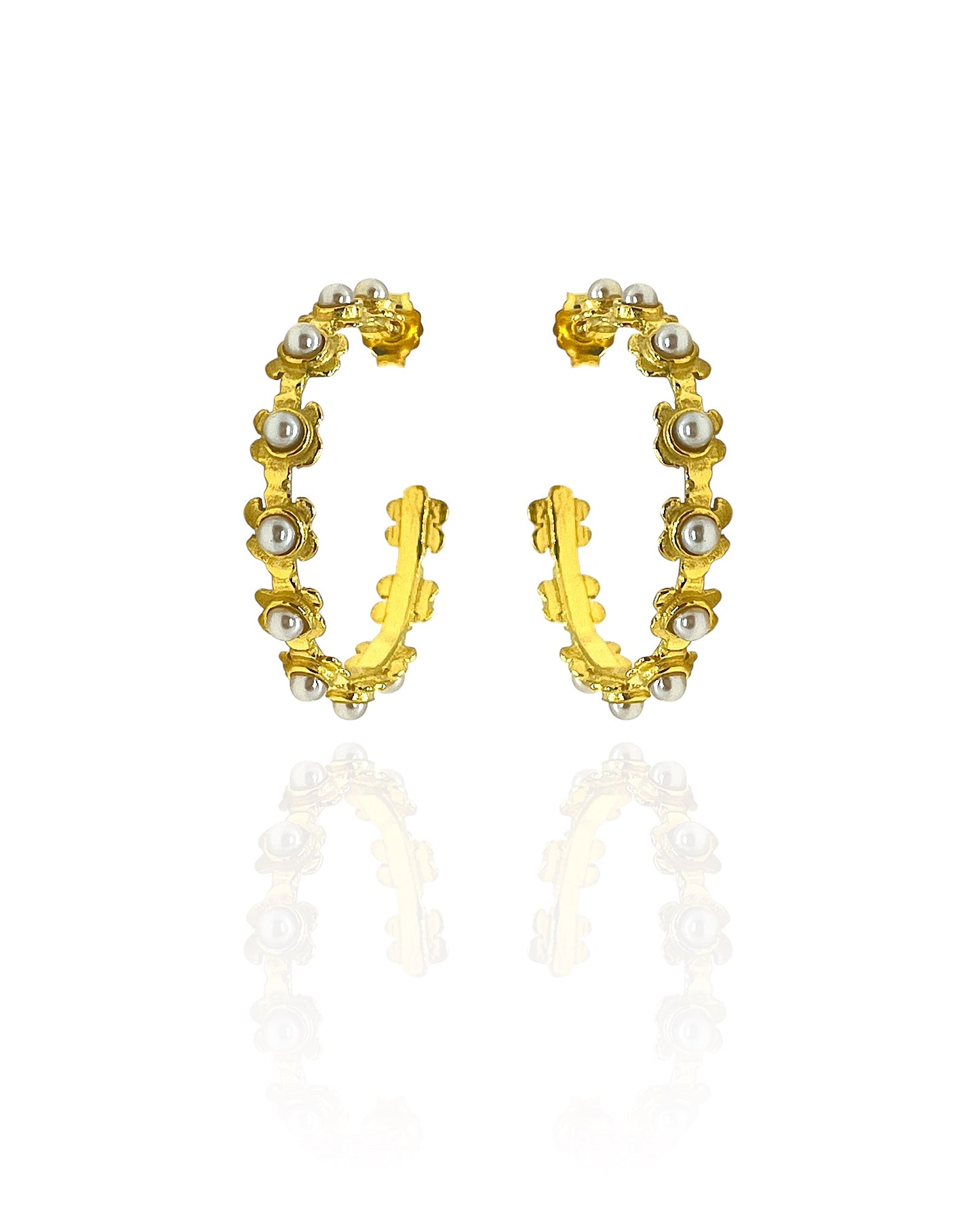 Flower Hoops with Large Pearls